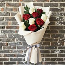 Букет цветов из:  Розы #REPLACE_PRED# Великовечное