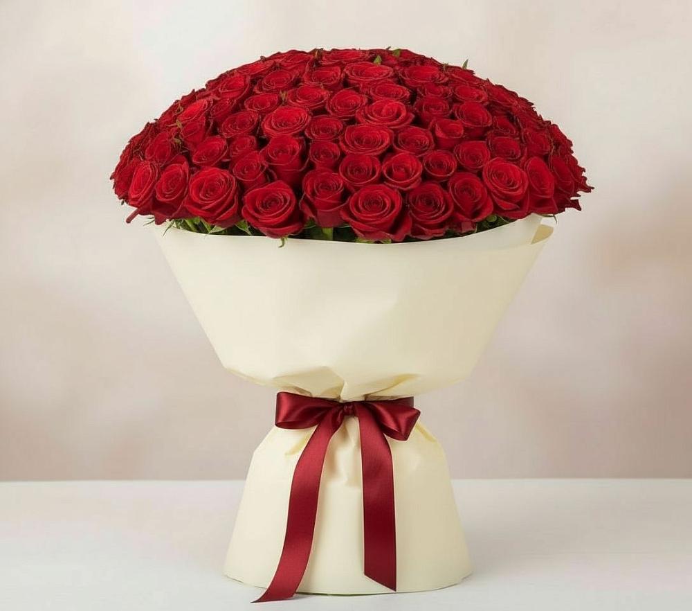 Букет 101 Красная роза Милано в Великовечное