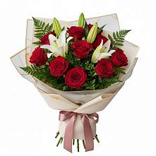 Букет цветов из:  Лилии и Розы #REPLACE_PRED# Великовечное