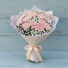 Букет цветов из:  Гвоздики в Великовечное