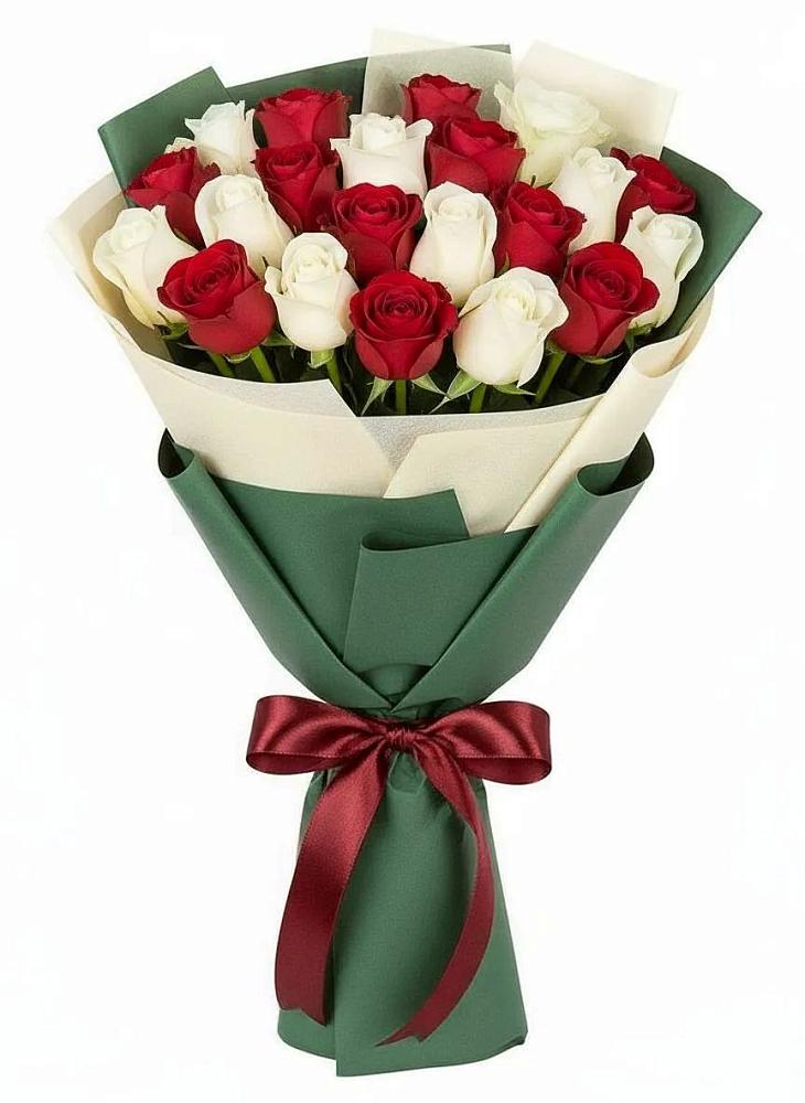 Букет Микс из красных и белых роз в Великовечное