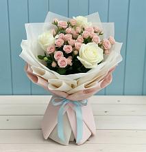 Букет цветов из:  Розы #REPLACE_PRED# Великовечное