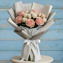Букет цветов из:  Розы в Великовечное
