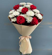 Букет цветов из:  Розы и Хризантемы в Великовечное
