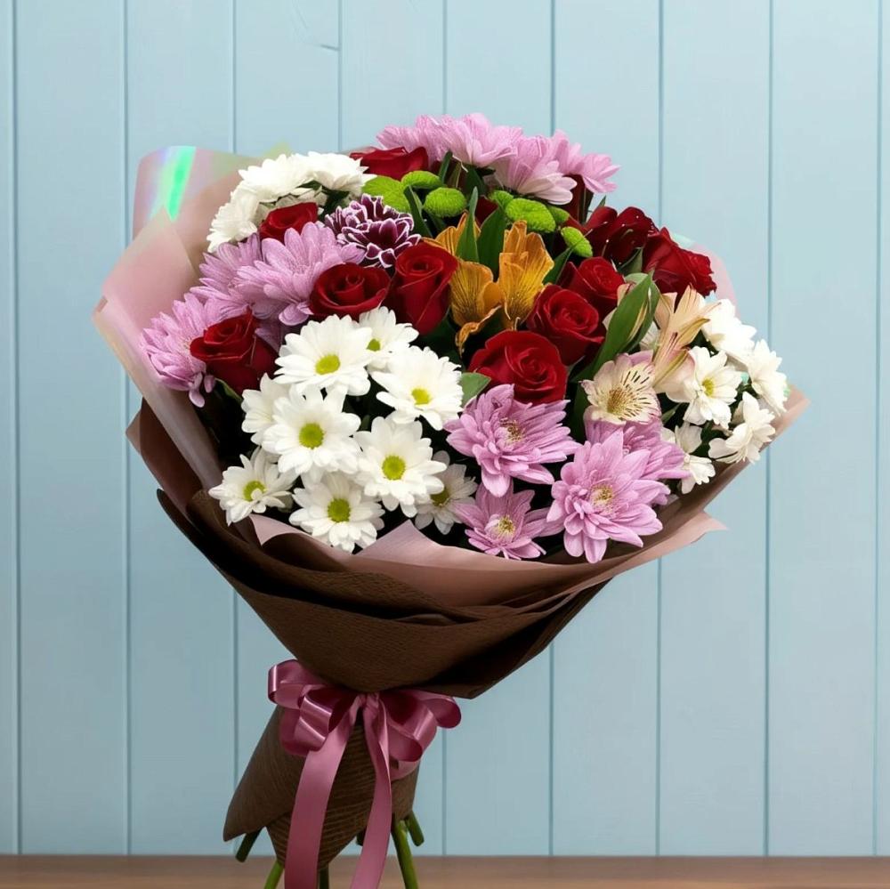 Букет цветов из: Розы, Хризантемы и Альстромерии в Великовечное