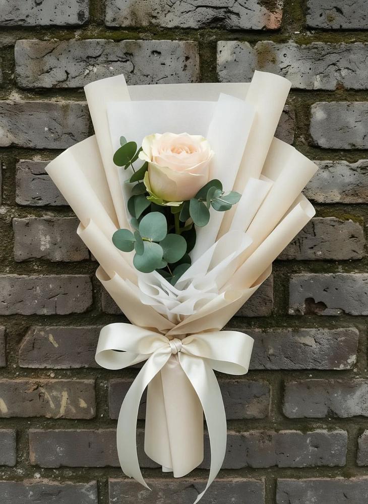 Букет цветов из: Розы в Великовечное