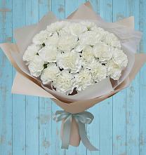 Букет цветов из:  Гвоздики в Великовечное