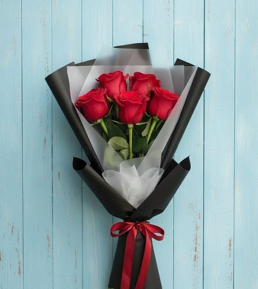 Букет цветов из: Розы в Великовечное