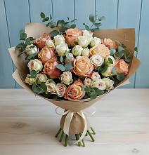 Букет цветов из:  Альстромерии и Розы #REPLACE_PRED# Великовечное