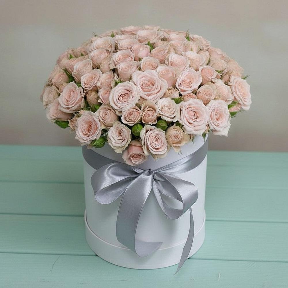 Цветочная композиция из Розы в шляпной коробке в Великовечное