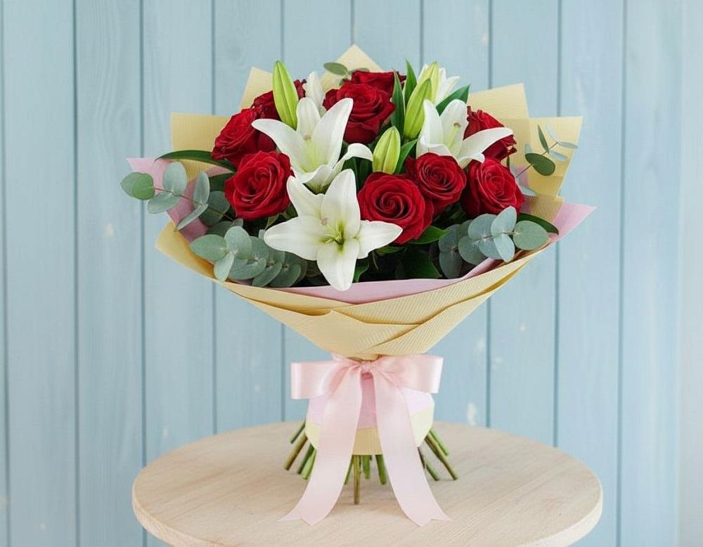 Букет цветов из: Лилии и Розы в Великовечное